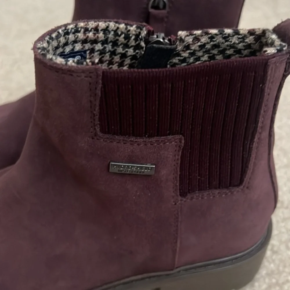 NEW Rockport Ryleigh Grace Waterproof Ankle‎ Boots Chelsea Style Plum Size 7 1/2